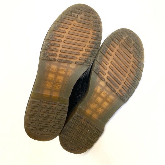 DR. MARTENS black leather 1460 PASCAL lace up ankle boots - Picture 10 of 13